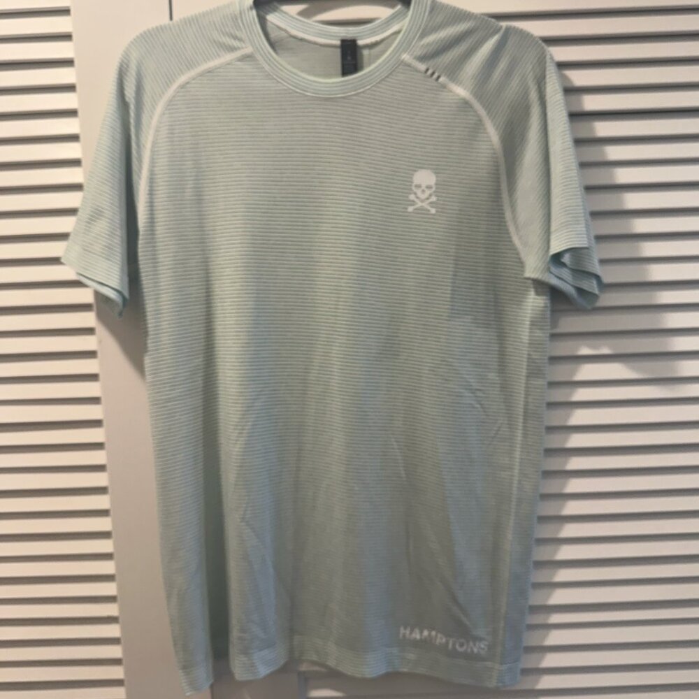 Small striped lululemon X Soulcycle Metal Vent Tech ss